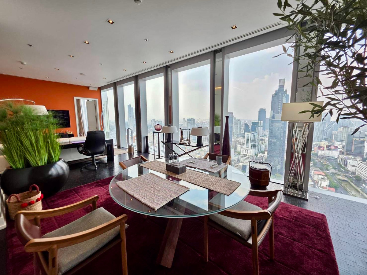 The Ritz Carlton Residences: 2bed 2.5bath 146sqm. 3X Fl 60,000,000 Am: 0656199198