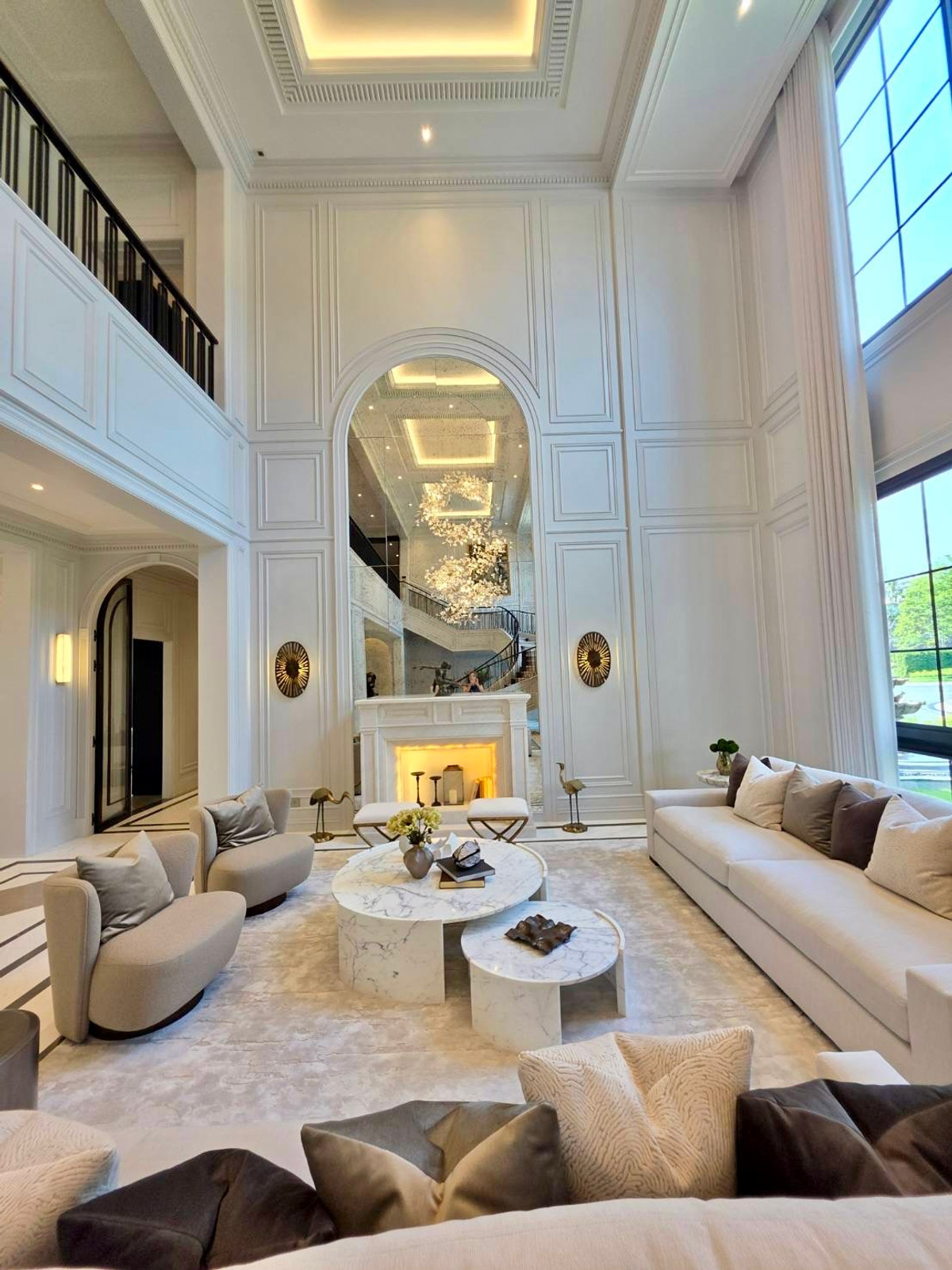 Narasiri Borommaratchachonnani: Size L Cumberland 212sqwah 843sqm. 5bed 7bath 100,000,000 Am: 0656199198