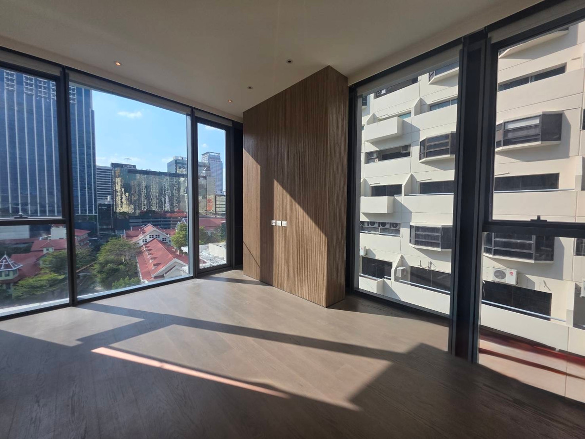 Scope Langsuan: 1bed 1bath 85.26sqm. 39,300,000 Am: 0656199198