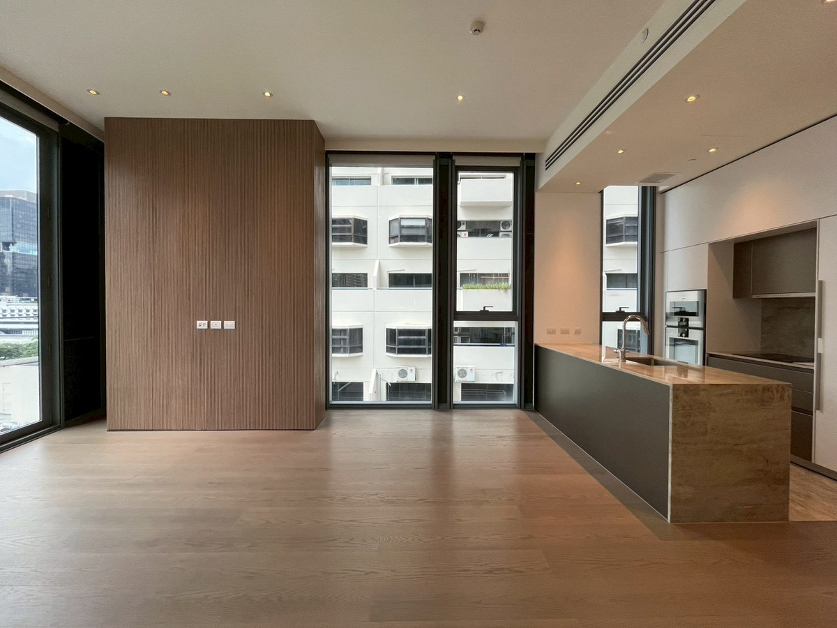 Scope Langsuan: 1bed 1bath 85.26sqm. 39,300,000 Am: 0656199198
