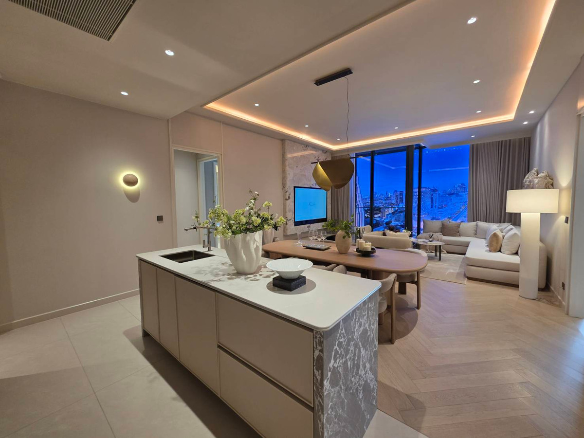 STILL Sukhumvit 20: 3bed 3bath 134sqm. from 49,600,000 Am: 0656199198