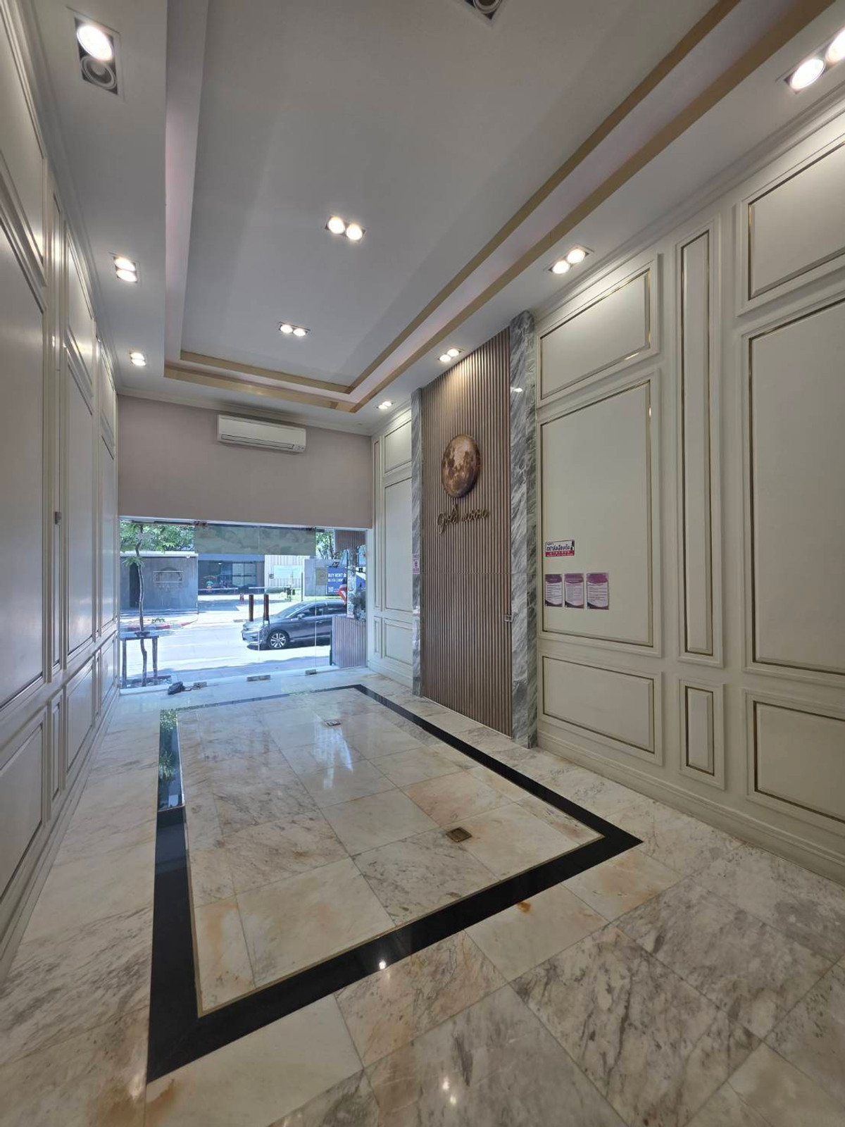 Shophouse Ekkamai 16sqwah 280sqm. 5.5storey Sell/Rent 41,000,000 Am: 0656199918