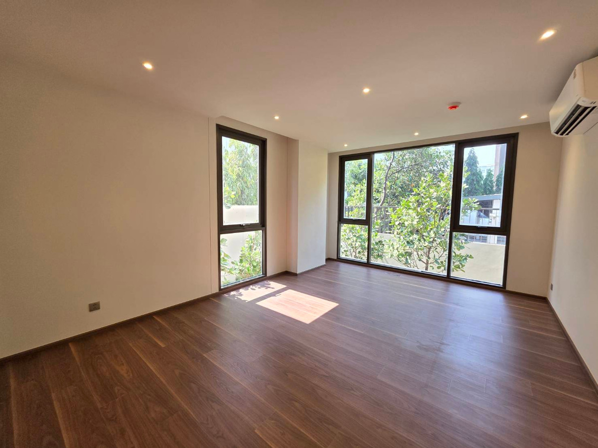 Via 61: 2bed 2bath 100.68sqm. 19,900,000 🔥