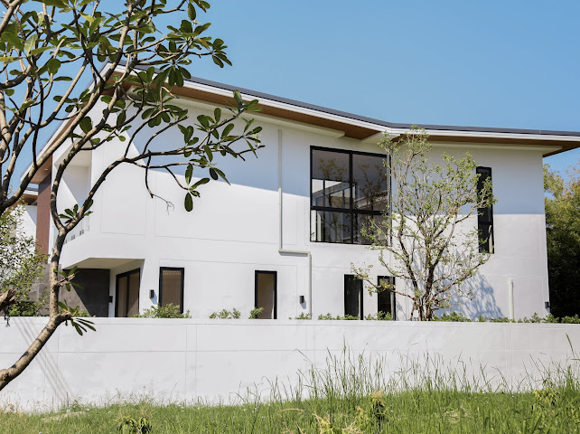 EDEN Srinakarin-Suanluang: 112sqw 416sqm 4bed 5bath + maid 20,900,000 Brandnew Am: 0656199198