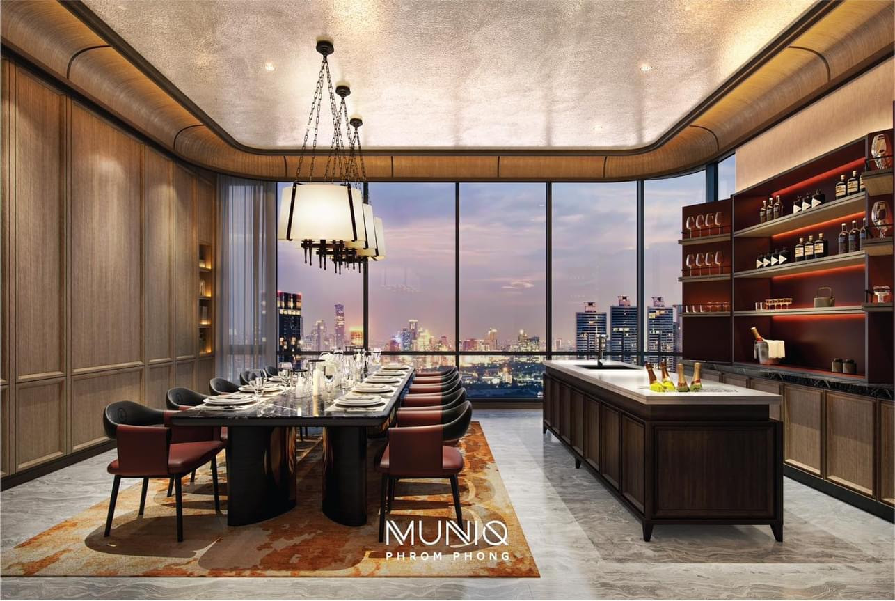 Muniq Phrom phong: 3bed 4bath + maid 192sqm. Corner unit 84,000,000 Am: 0656199198