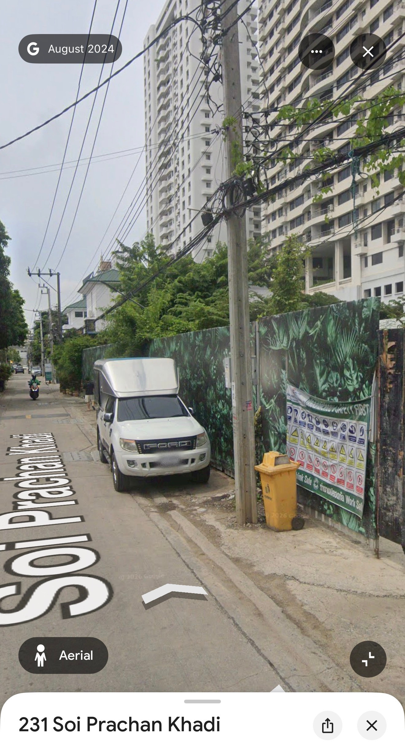 Land for Sell Sukhumvit 39 soi Prachan Khadi: 566.7sqw. (1-1-66.7 rai) 340,020,000 Am: 0656199198
