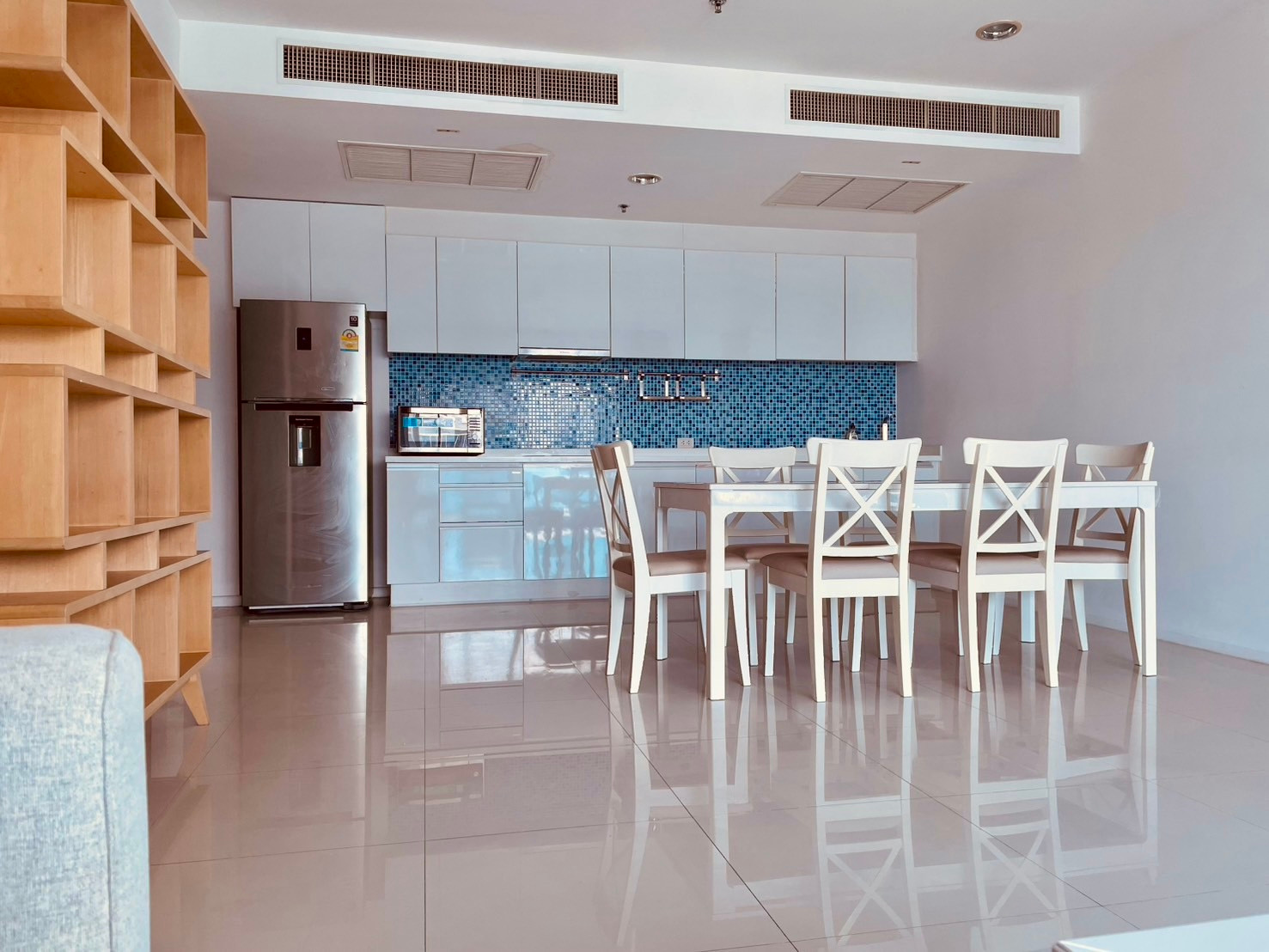 Royal Maneeya: 2bed 3bath 110sqm. 2XFl 80,000 Am: 0656199198
