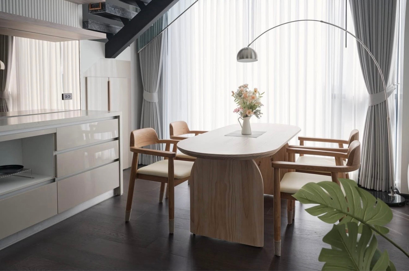 Laviq Sukhumvit 57: 2bed 2bath Duplex 97.5sqm. Corner Unit 130,000/mth Am: 0656199198