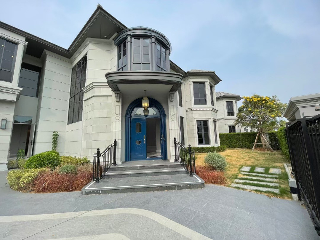 Narasiri Krungthep Kreetha size L: 203 sqwah 687 sqm. 5bed 6bath + 2maid 58,000,000 Am: 0656199198