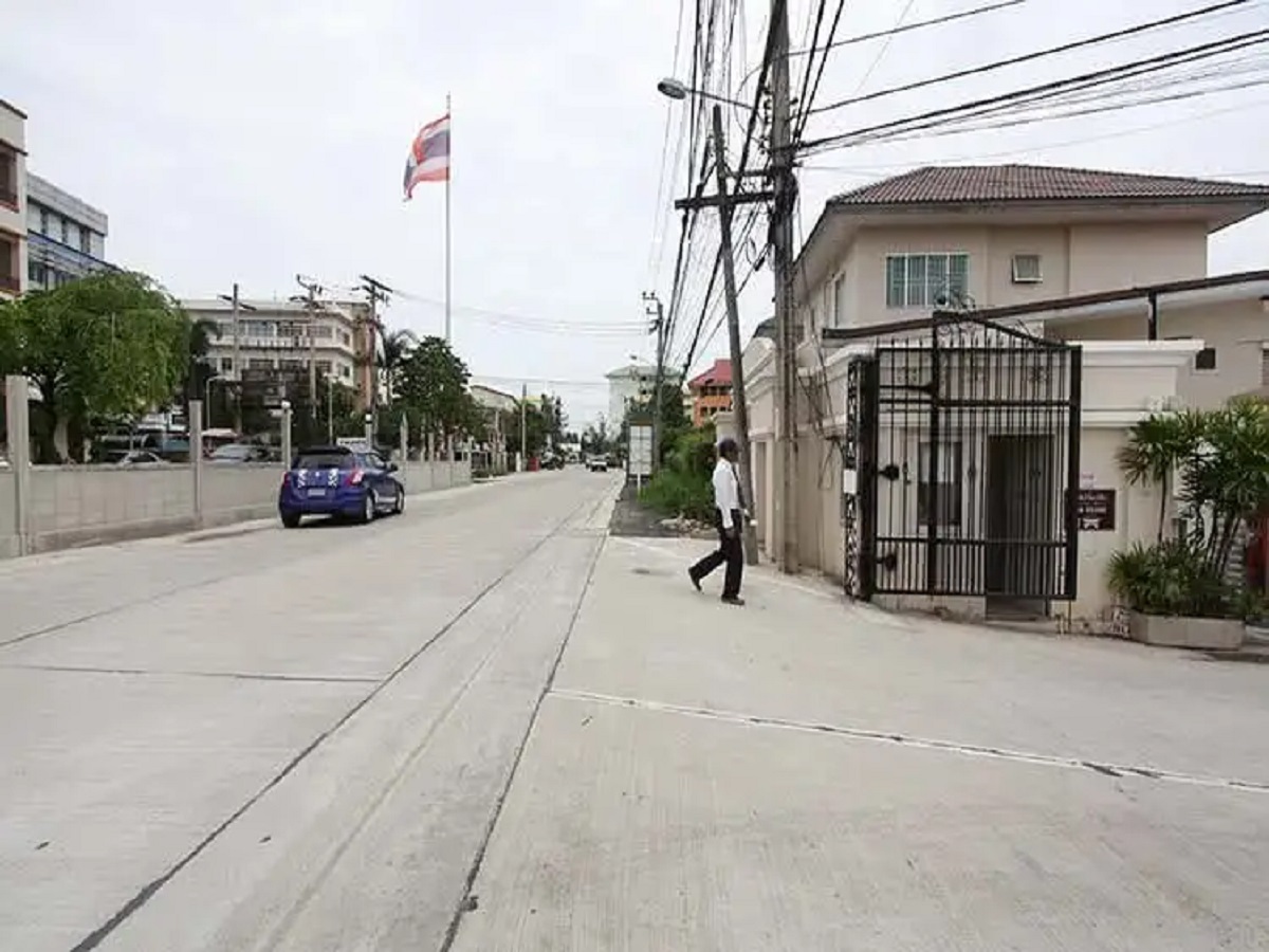 กฤษดา-ลากูน-ปิ่นเกล้า-พระราม-5